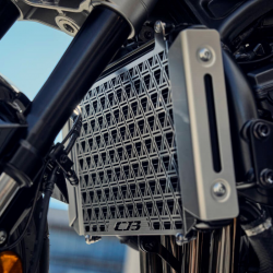 08F01-MLV-J00 : Honda CB1000F Radiator Grill Honda CB1000